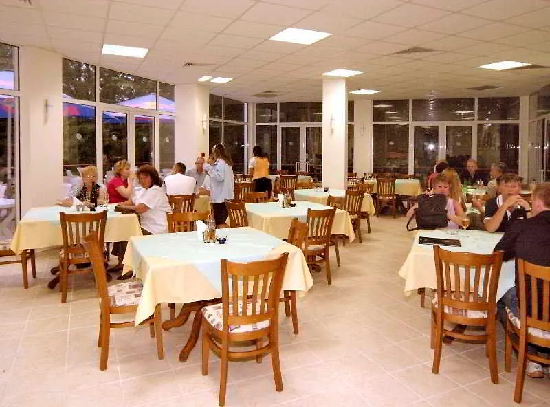 Hotel Alen Mak 7 à Sables d'or 2*,